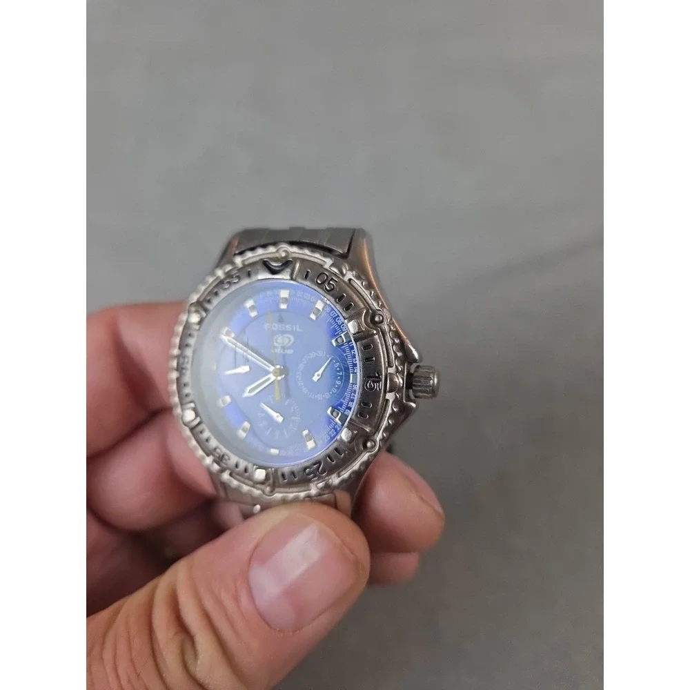 Fossil Blue Mens Watch 35mm Silver Tone Day Date 50M BQ-8779 New Battery 6.75